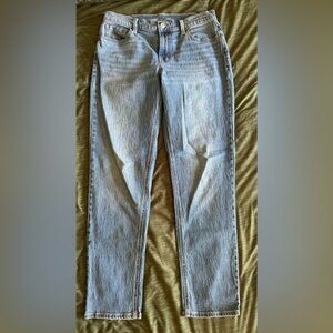 Old Navy Boyfriend Jeans in Light Blue